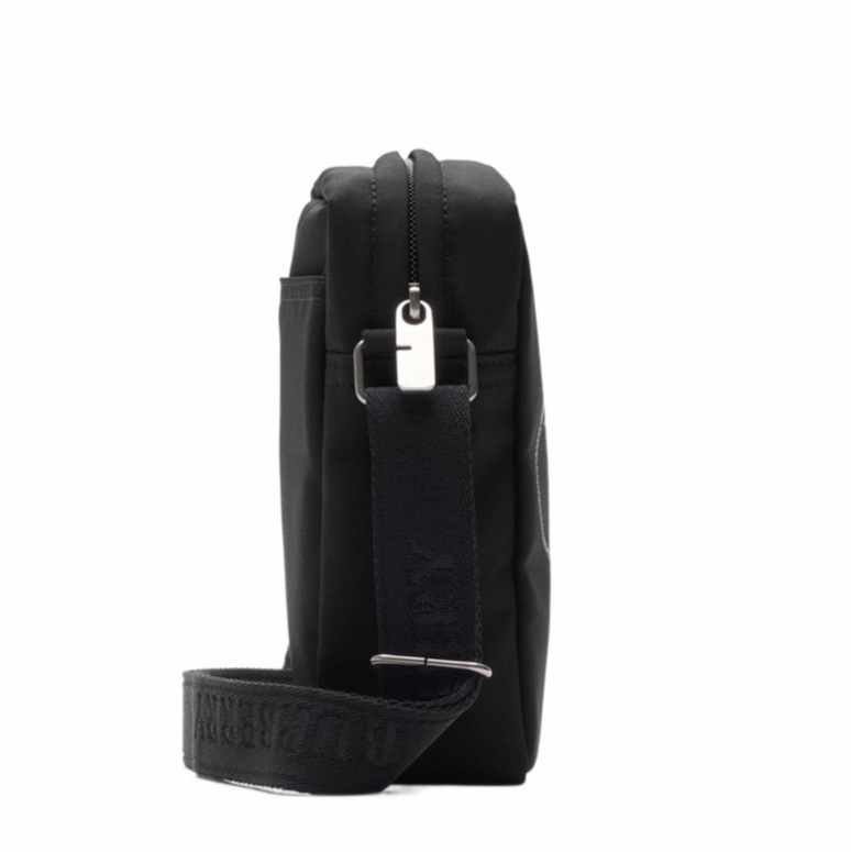 Burberry 男士 Orkney 手機包均碼碼11cm*6cm*17cm-1