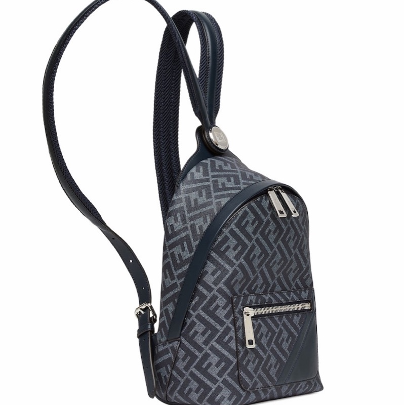 Fendi 男士 Chiodo 小號 雙肩包均碼碼小號、24cm*12cm*36cm-1