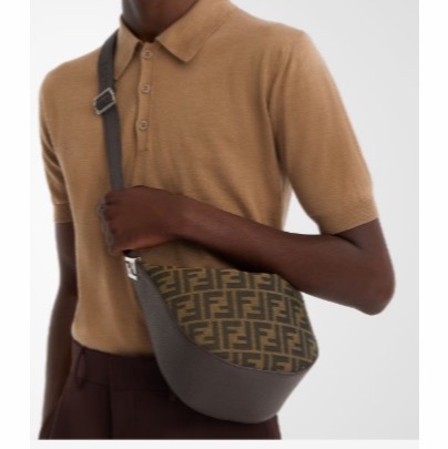 Fendi 男士 Melon 小號斜挎包均碼碼小號、33cm*10cm*18cm-5