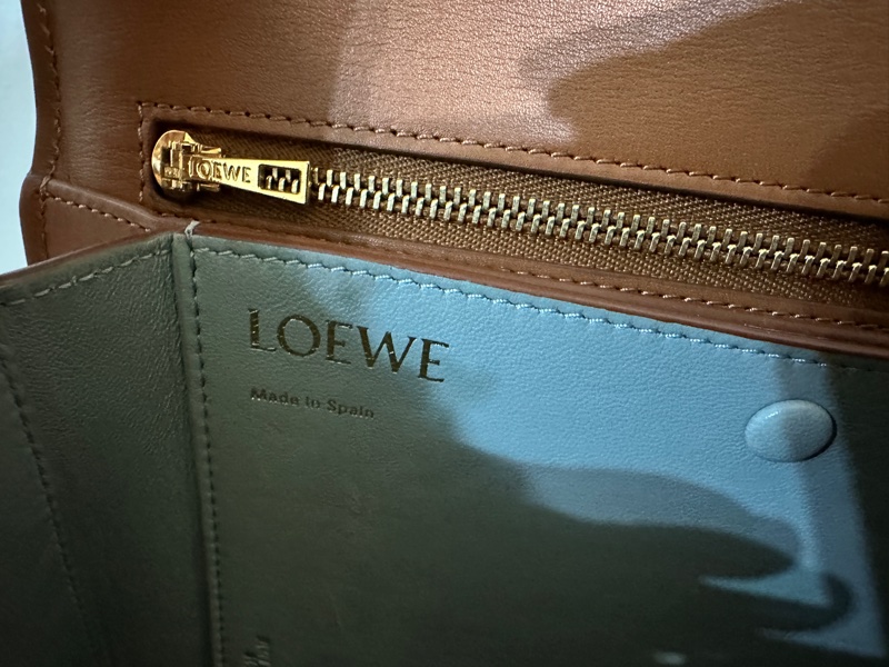 【甜甜價】Loewe Goya Small/焦糖色｜配件齊全、有些微使用痕跡反映在售價-14