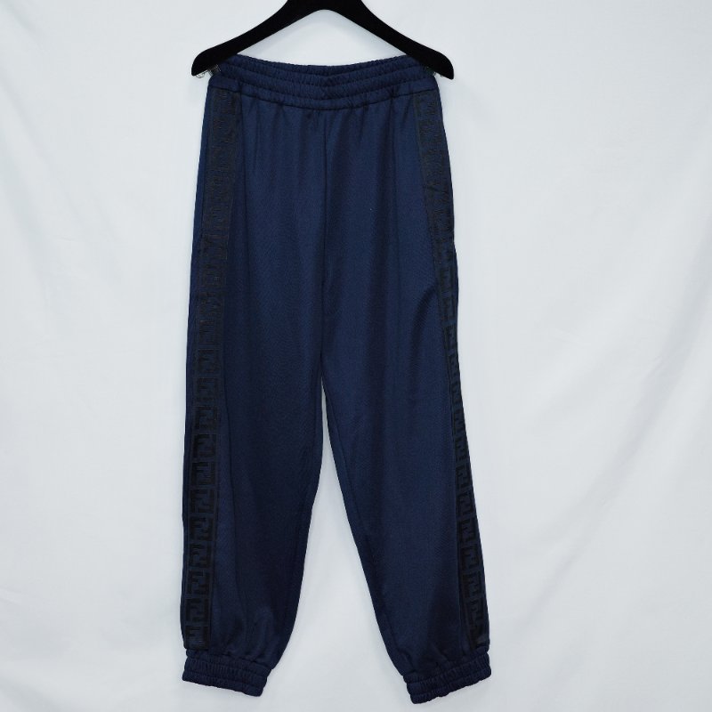 Fendi芬迪 經典logo 深藍色短版連帽上衣 運動褲套裝-4