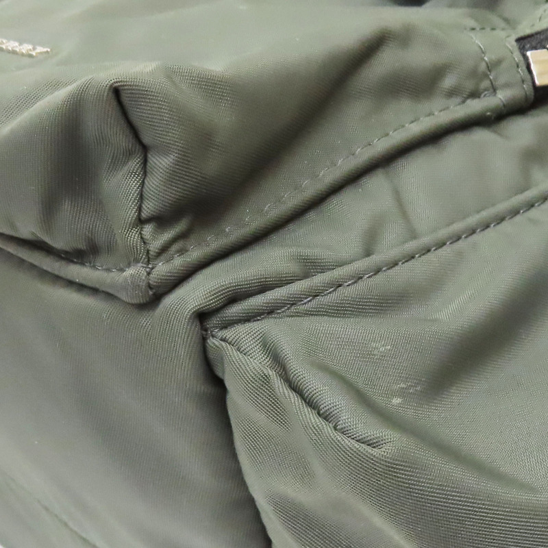 綠色尼龍 牛皮 後背包【BURBERRY 巴寶莉】 4059487-12