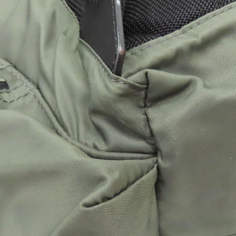 綠色尼龍 牛皮 後背包【BURBERRY 巴寶莉】 4059487-13