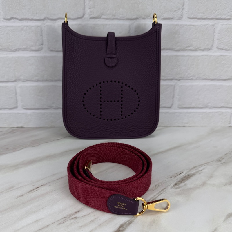 愛馬仕 Hermès Mini Evelyne 16 黑加崙紫金釦 /石榴紅色背帶-16