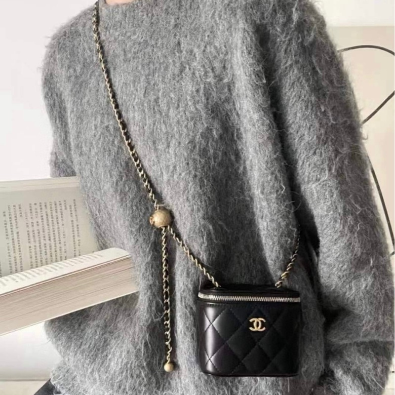 Chanel香奈兒 黑金金球鏈條盒子包-3