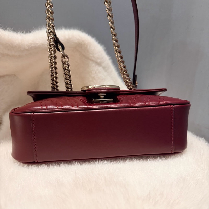 Gucci 新款 GG marmont 斜背包 肩背包 安可拉紅 淡金釦-3