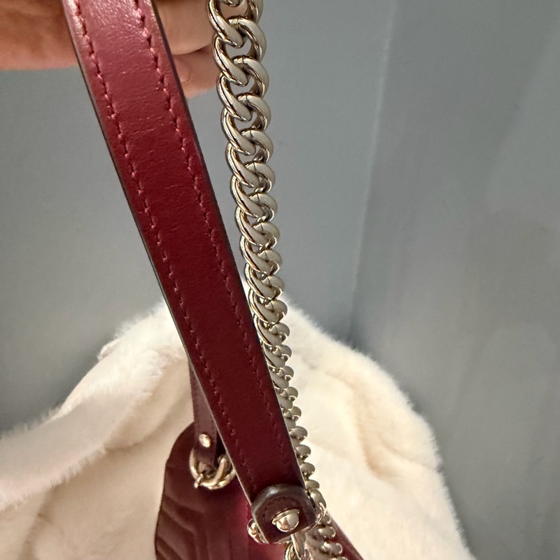 Gucci 新款 GG marmont 斜背包 肩背包 安可拉紅 淡金釦-19