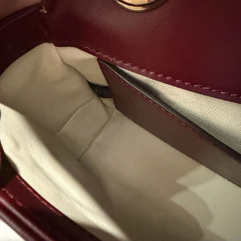 Gucci 新款 GG marmont 斜背包 肩背包 安可拉紅 淡金釦-30