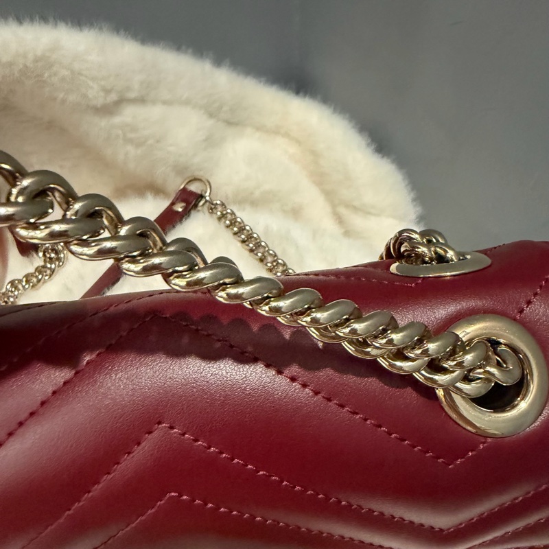 Gucci 新款 GG marmont 斜背包 肩背包 安可拉紅 淡金釦-38