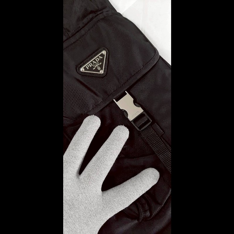 PRADA 普拉達 三角標 RE-NYLON 男黑色防風防水縮口休閒長褲50號-4