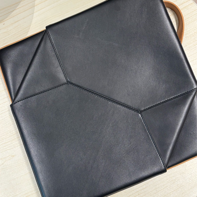 Loewe 大折疊托特包-4