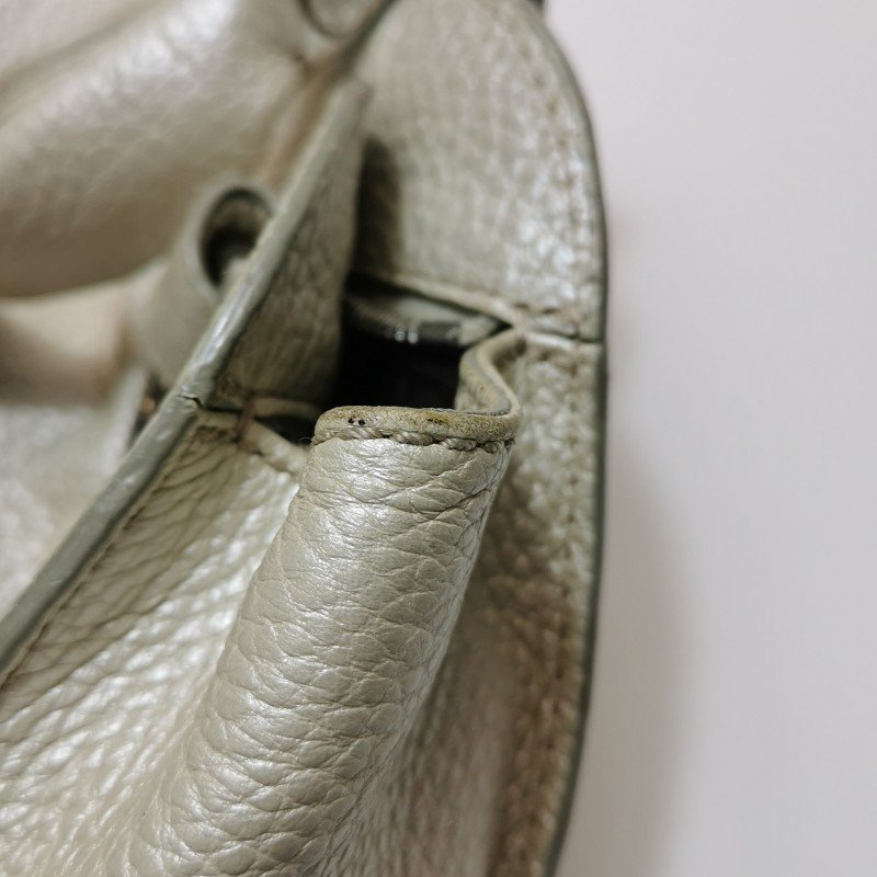 Celine Bittersweet牛皮純色字母logo搭扣單肩包-10