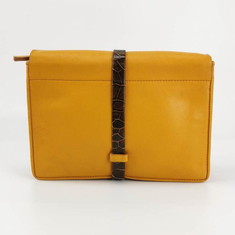 Celine羊皮純色金屬扣單肩包-3