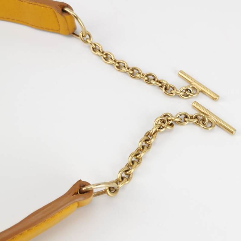 Celine羊皮純色金屬扣單肩包-9