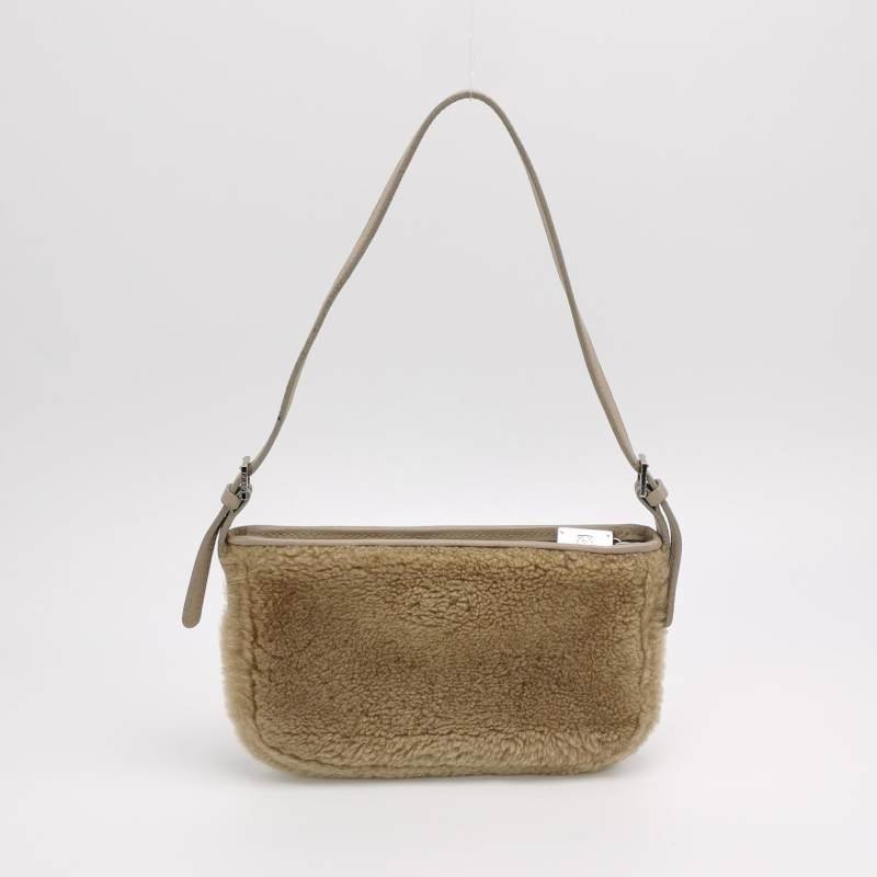 Loewe牛皮純色拉鏈單肩包-3