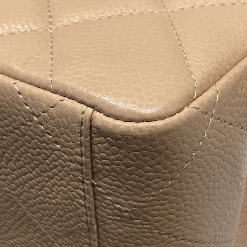 CHANEL 香奈兒 CLASSIC FLAP MAXI BAG 33 肩背包 荔枝牛皮 奶茶色 銀扣-8