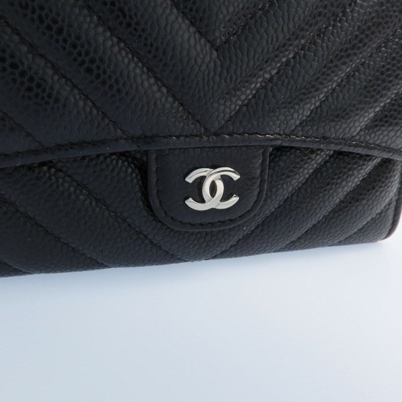 CHANEL 牛皮皮革Fold Wallet銀扣長錢包-6