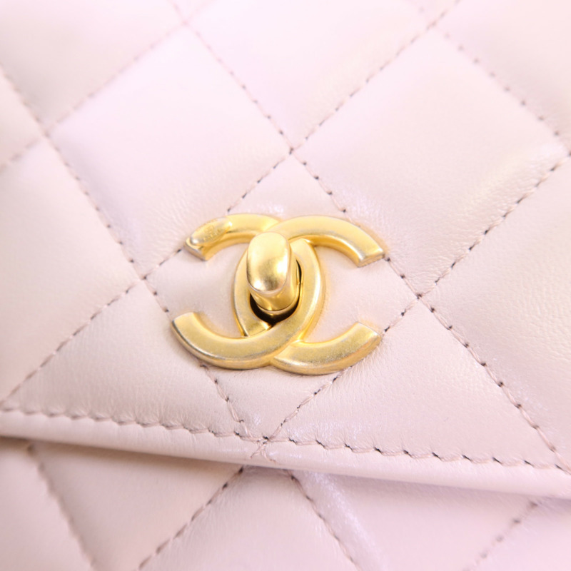 CHANEL 羊皮皮革WOC Wallet On Chain金扣鏈帶肩背袋-10