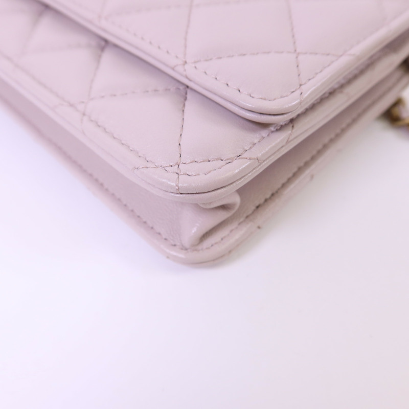 CHANEL 羊皮皮革WOC Wallet On Chain金扣鏈帶肩背袋-12