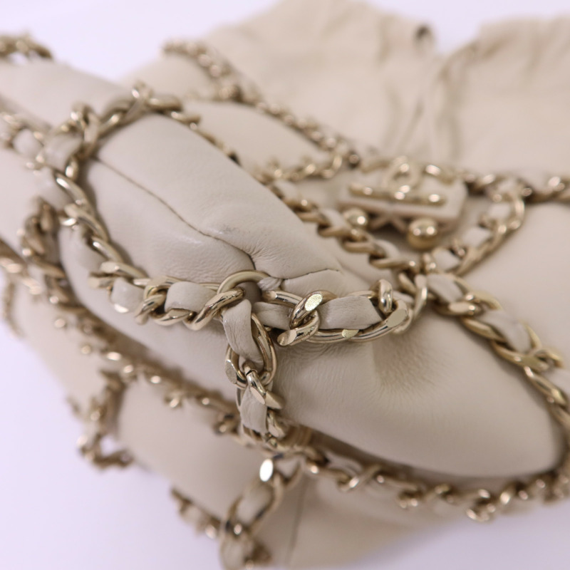 CHANEL 羊皮皮革Drawstring Bag金扣鏈帶肩背袋-10