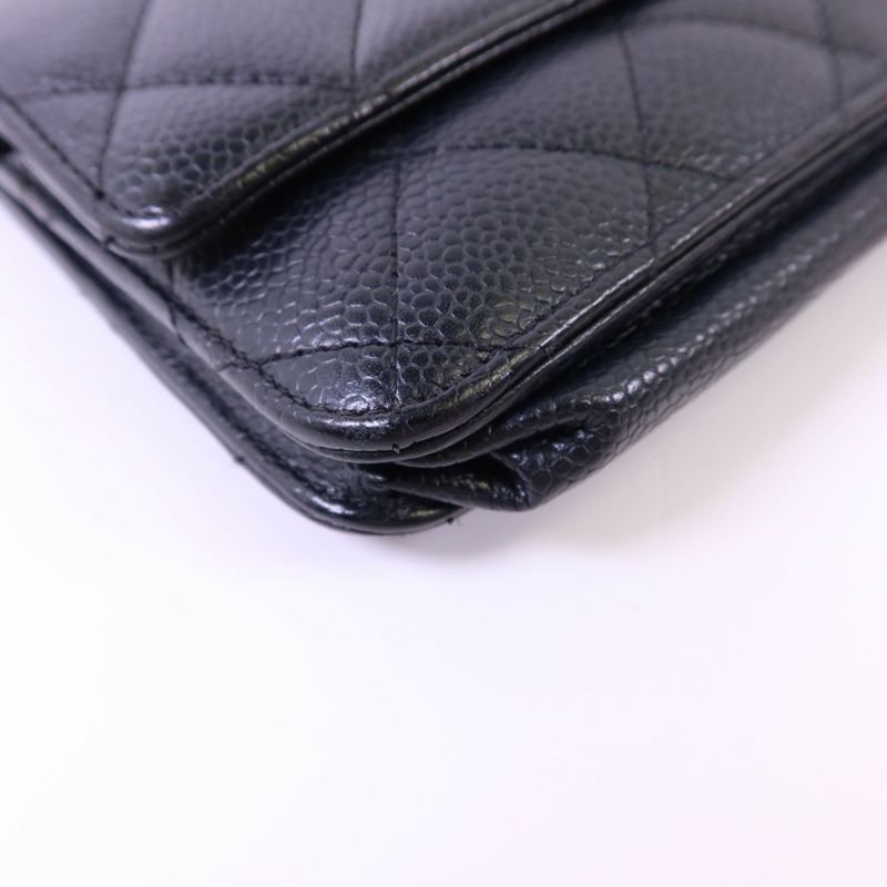 CHANEL 牛皮皮革WOC Wallet On Chain金扣鏈帶肩背袋-11