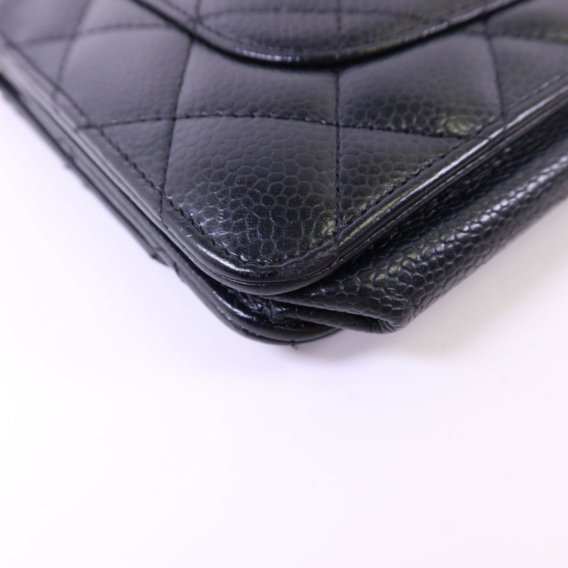 CHANEL 牛皮皮革WOC Wallet On Chain金扣鏈帶肩背袋-13