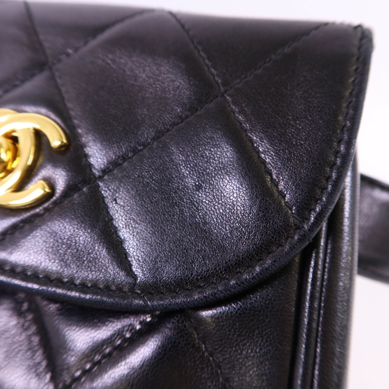 CHANEL 羊皮皮革Waist Bag金扣腰包-16
