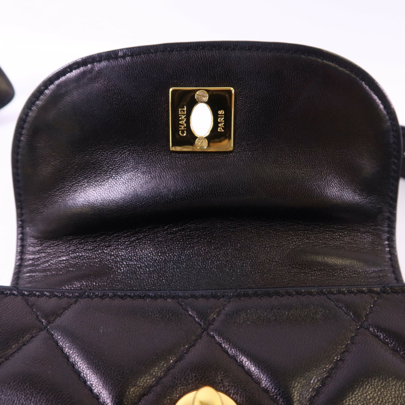 CHANEL 羊皮皮革Waist Bag金扣腰包-20