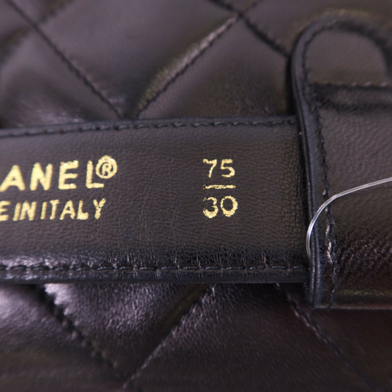 CHANEL 羊皮皮革Waist Bag金扣腰包-23
