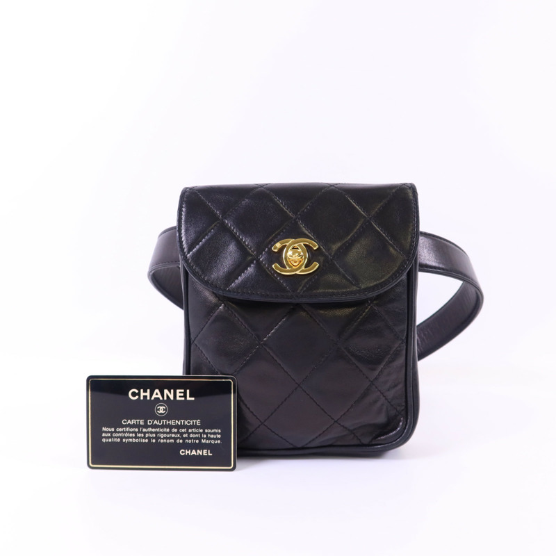 CHANEL 羊皮皮革Waist Bag金扣腰包-24