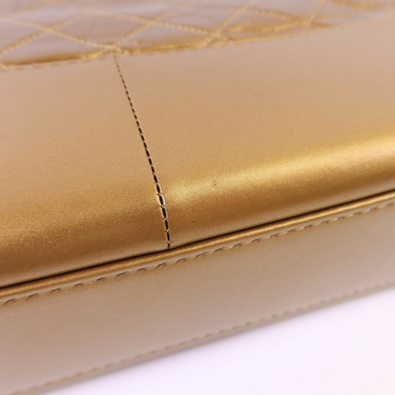 CHANEL 牛皮皮革Gabrielle Large鏈帶肩背袋-16