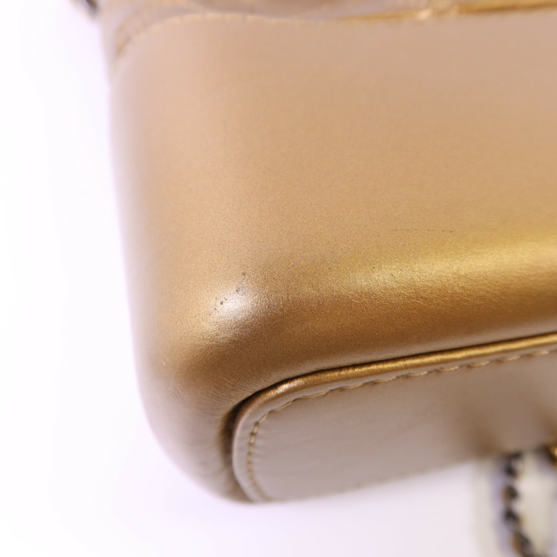 CHANEL 牛皮皮革Gabrielle Large鏈帶肩背袋-17