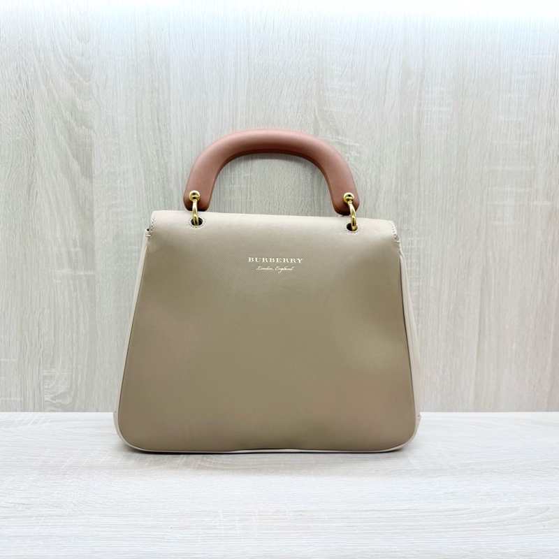 Burberry奶茶拼色金釦DK88手提側背包-1