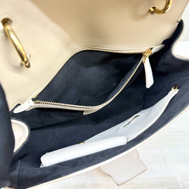 Burberry奶茶拼色金釦DK88手提側背包-9