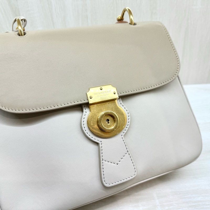 Burberry奶茶拼色金釦DK88手提側背包-16