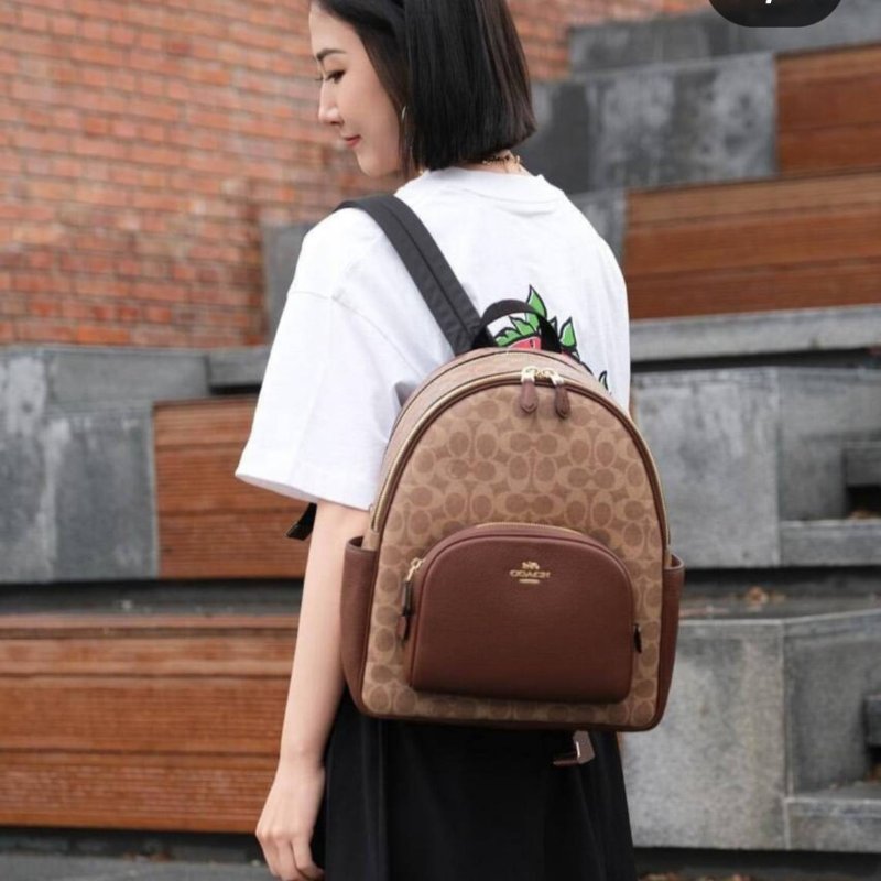 COACH 🎀現品實拍 🎀經典撞色印花LOGO 雙肩後背包.駝/咖-2