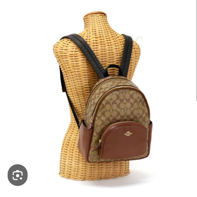 COACH 🎀現品實拍 🎀經典撞色印花LOGO 雙肩後背包.駝/咖-26
