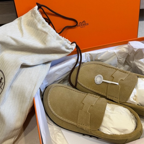 愛馬仕Lazy樂福鞋 米色 雪花石膏 全新🐎39號