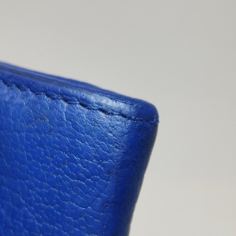 Miu Miu羊皮純色字母Logo斜挎包-20