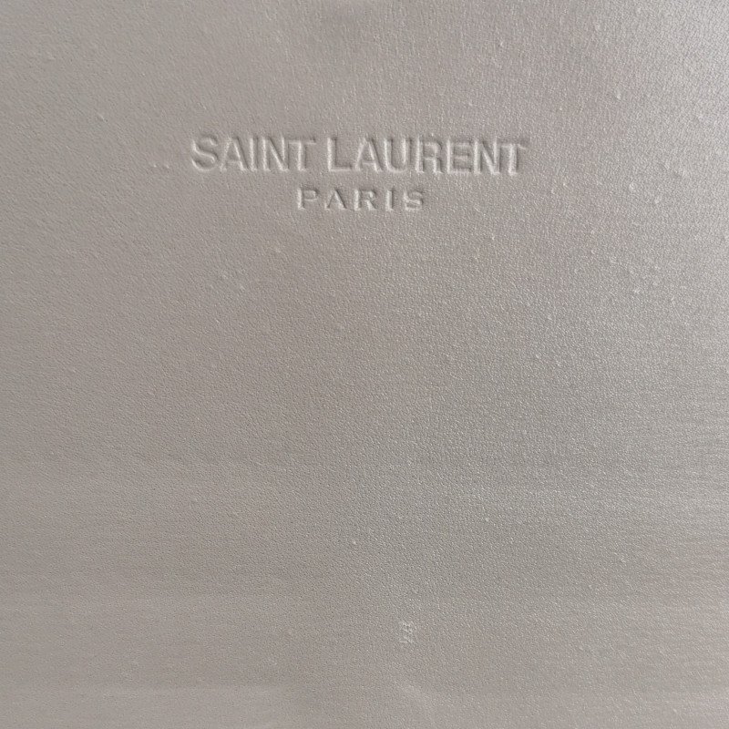 Saint Laurent牛皮純色字母logo錢包-6