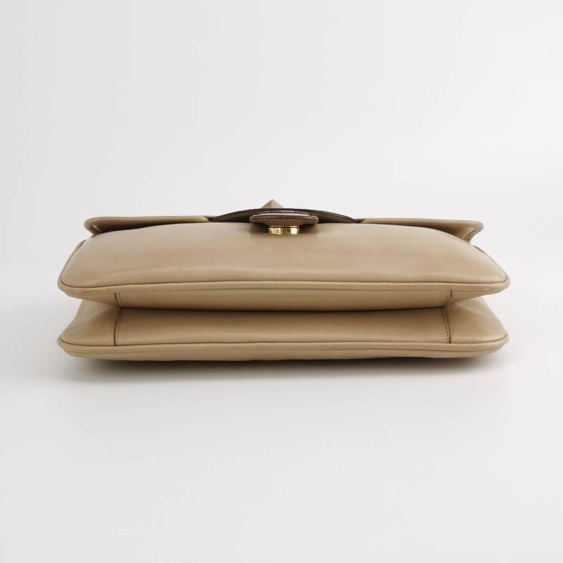 Celine牛皮純色翻蓋斜挎包-4