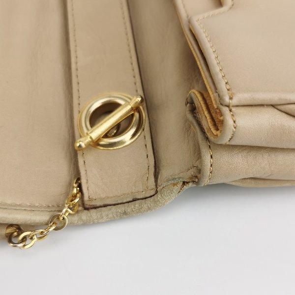 Celine牛皮純色翻蓋斜挎包-14