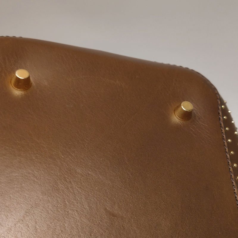 Burberry牛皮純色拉鏈手提包-11