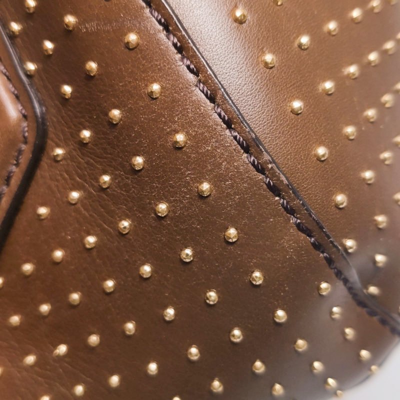 Burberry牛皮純色拉鏈手提包-12