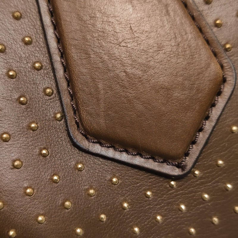 Burberry牛皮純色拉鏈手提包-21