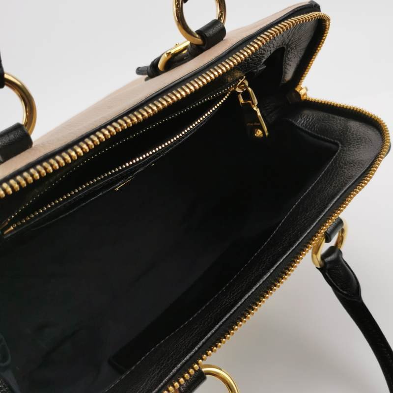 Miu Miu羊皮字母logo斜挎包單肩包-6