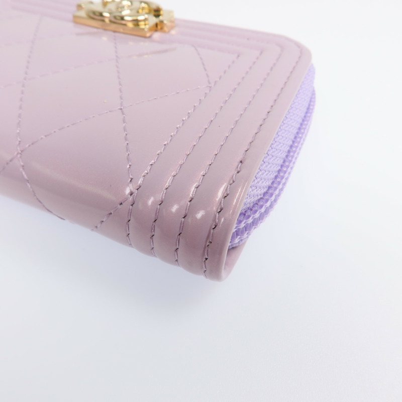 CHANEL 漆皮皮革Boy Coin Purse金扣零錢包-6