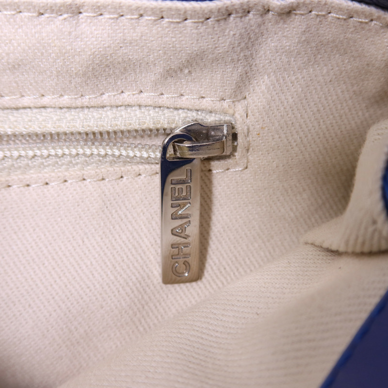 CHANEL 牛皮皮革Chain Shoulder Bag銀扣鏈帶肩背袋-12