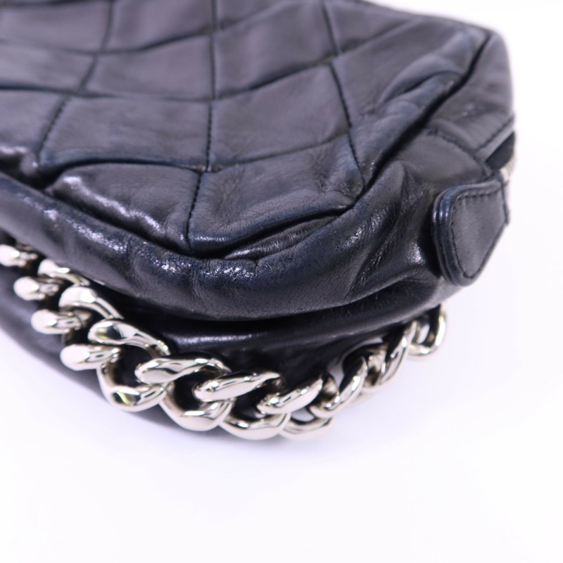 CHANEL 牛皮皮革Chain Shoulder銀扣鏈帶肩背袋-13