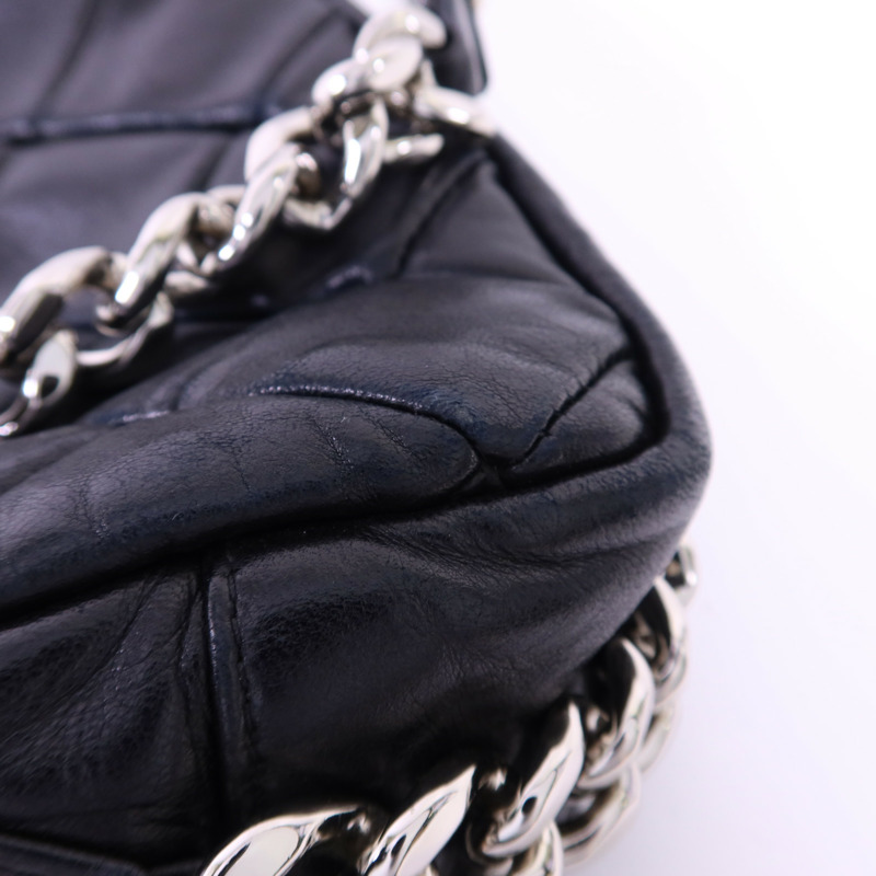 CHANEL 牛皮皮革Chain Shoulder銀扣鏈帶肩背袋-16